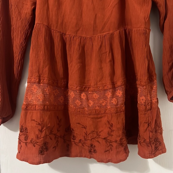 American Eagle Long Sleeve Top - Picture 2 of 6